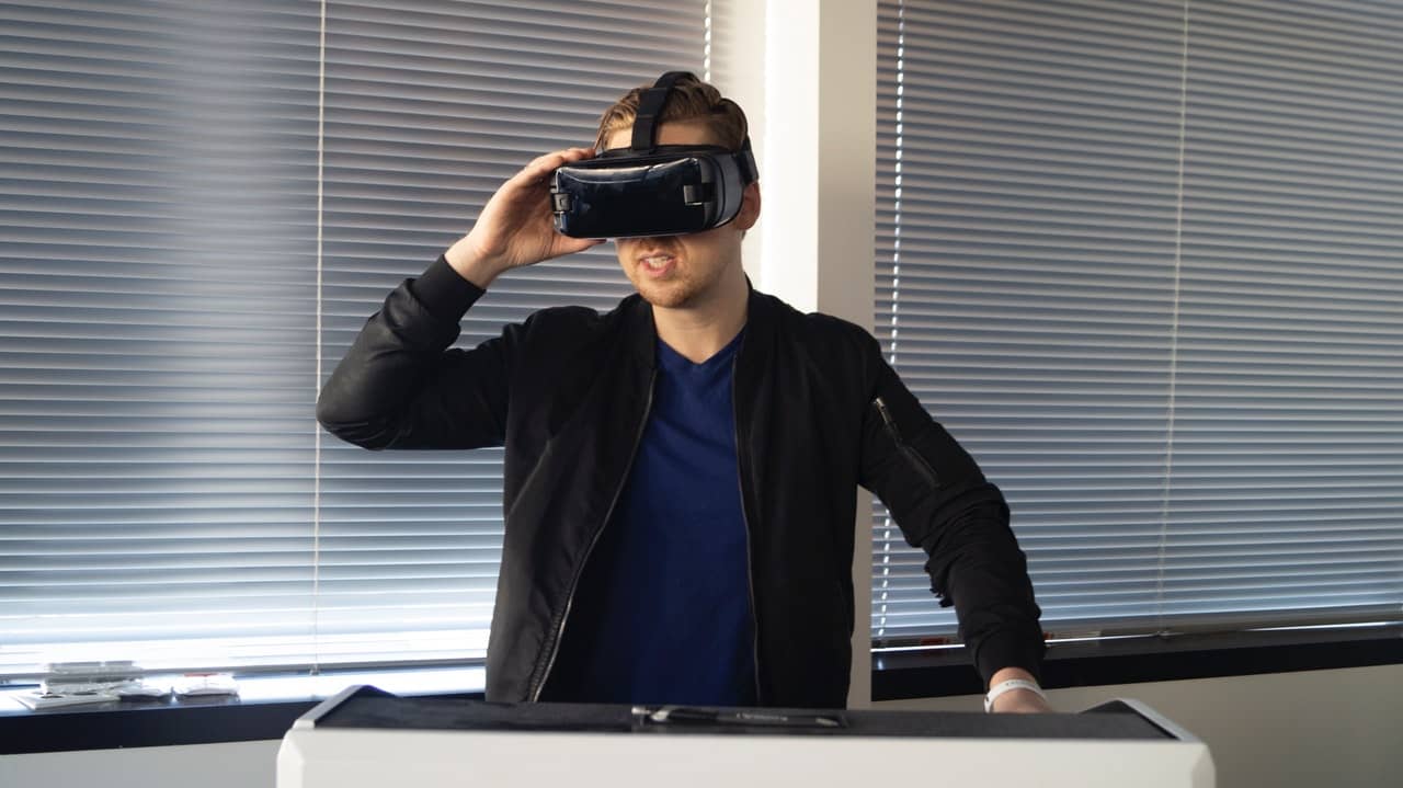 Virtual Reality Trend